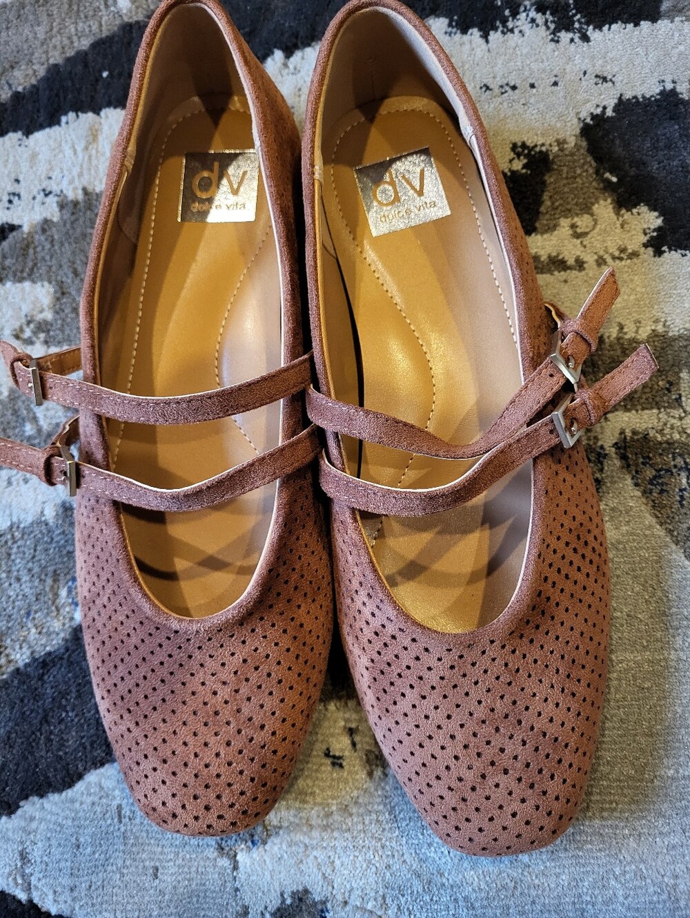 Dolce Vita Flats